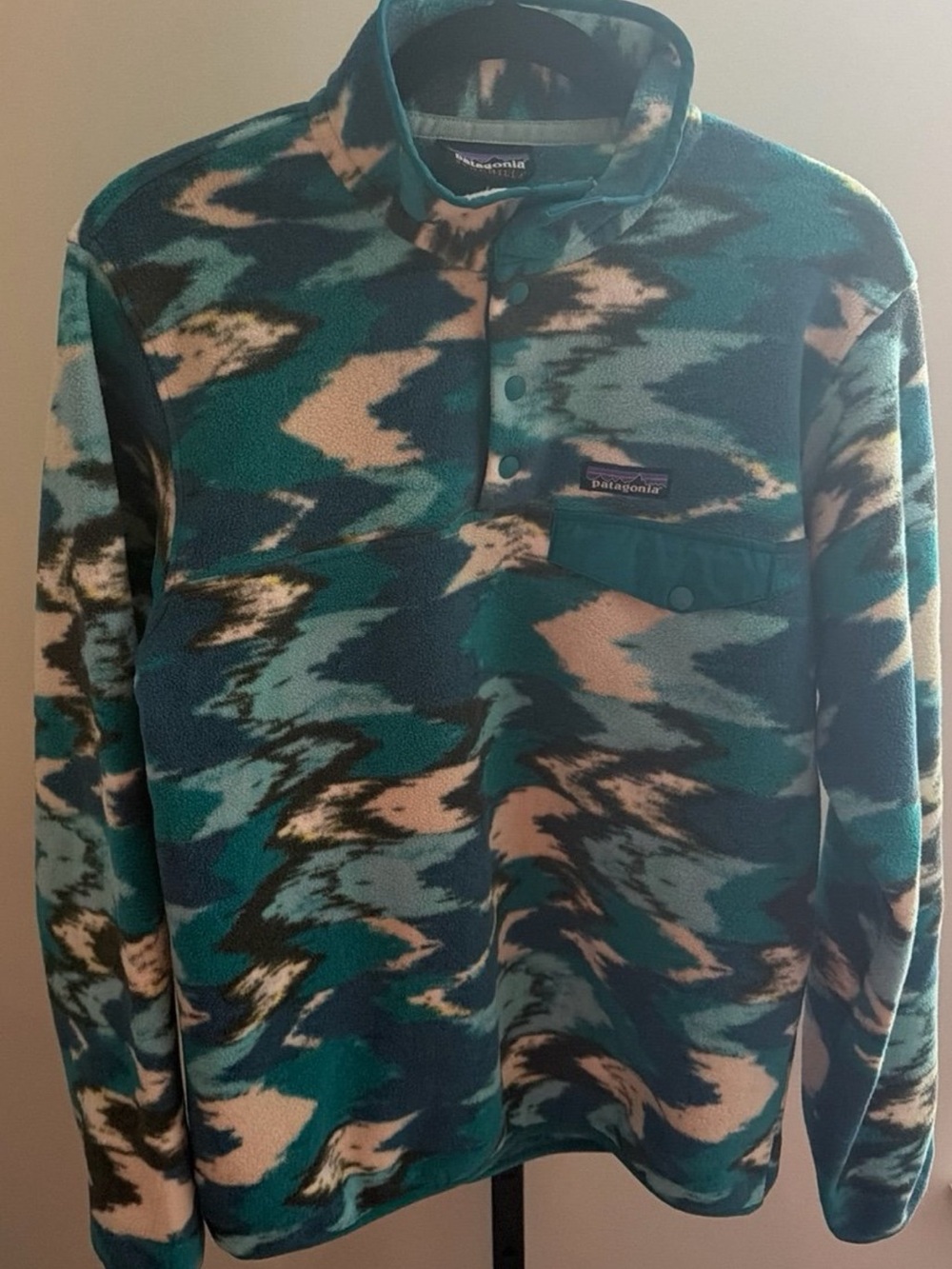 Patagonia Synchilla Snap-T
Fleece Pullover Geometric Blue
Teal Women's Sz S